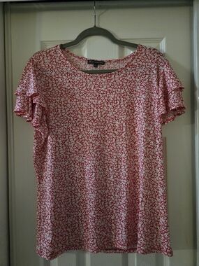 Adrianna Papell Pink and White Floral Ruffle Sleeve Tee